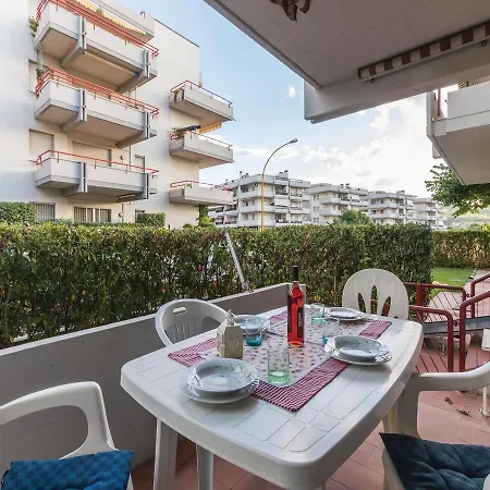 Two-bedroom In Rosa Te Apartment *