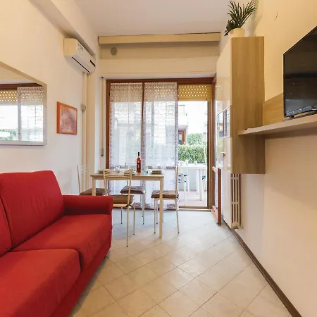 Two-bedroom In Rosa Te * Альба-Адриатика